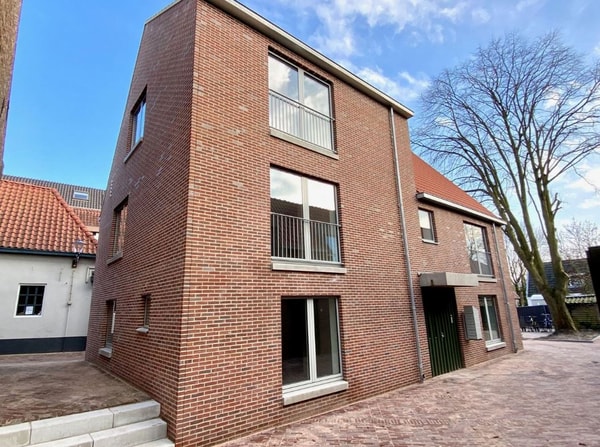 3e Walsteeg  16